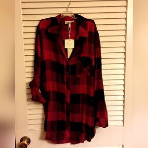 Hester & Orchard NWT Plaid Flannel Women's Button Down Top Red & Black Size S